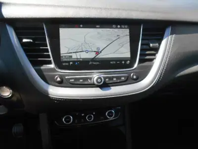 Opel Grandland 2019 - 14900 EUR, 102526 km - 102526km - foto 15 de 17