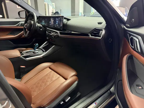 BMW i4 2022 - 49990 EUR, 33700 km - AUTO.MOTO.pt - 33700km - foto 12 de 19