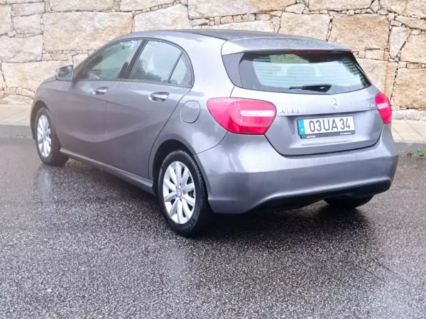 Mercedes-Benz A 180 2013 - 13900 EUR, 169500 km - AUTO.MOTO.pt - 169500km - foto 2 de 13