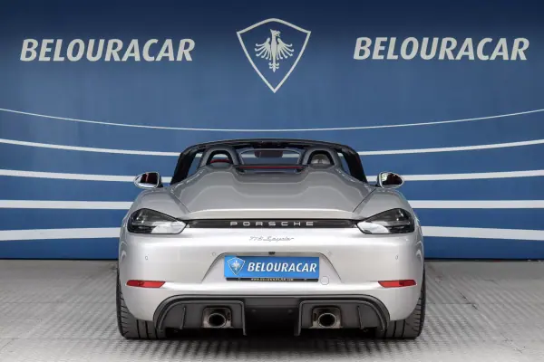 Porsche 718 Spyder 2020 - 130000 EUR, 12396 km - AUTO.MOTO.pt - 12396km - foto 8 de 28