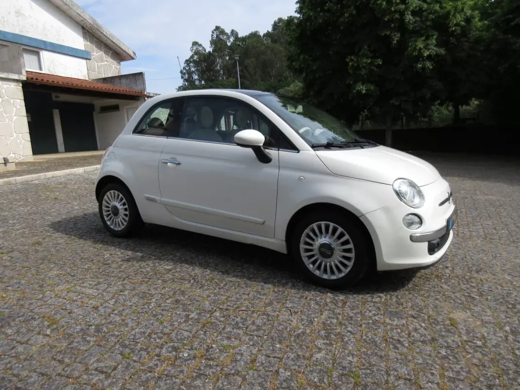 Fiat 500 2010 - 6990 EUR, 185000 km - AUTO.MOTO.pt - 185000km - foto 11 de 37