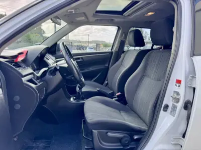 Suzuki Swift 2015 - 8990 EUR, 178000 km - AUTO.MOTO.pt - 178000km - foto 9 de 28