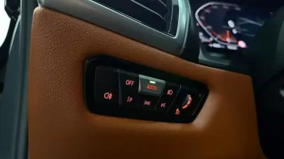 BMW 840 2019 - 57990 EUR, 165089 km - AUTO.MOTO.pt - 165089km - foto 34 de 46