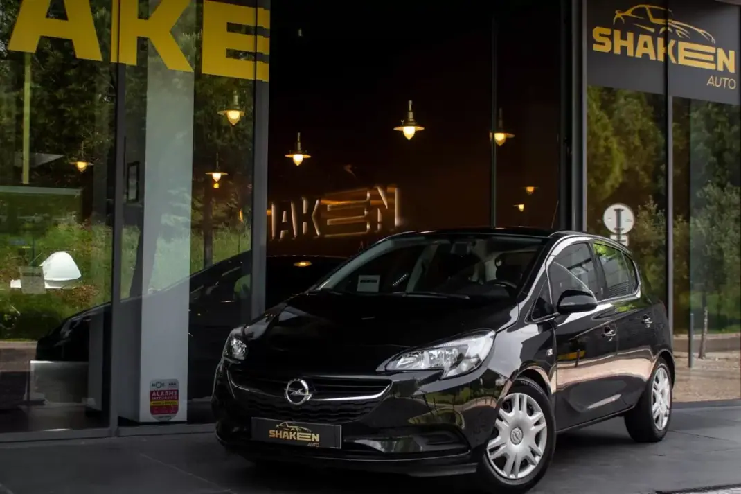 Opel Corsa 2018 - 8900 EUR, 210093 km - AUTO.MOTO.pt - 210093km - foto 1 de 28
