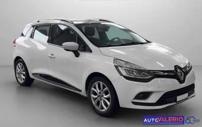 Renault Clio Sport Tourer 2019 - 12450 EUR, 75473 km - AUTO.MOTO.pt - 75473km - foto 2 de 5