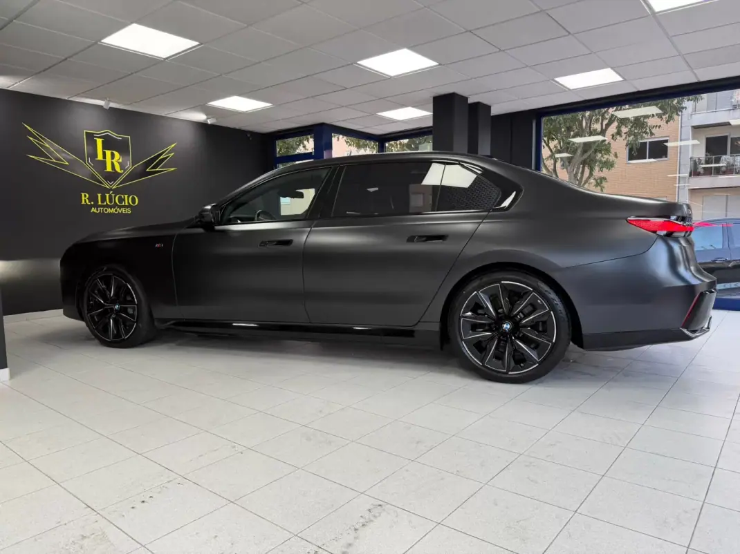 BMW i7 2024 - 87000 EUR, 39183 km - 39183km - foto 13 de 53