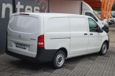 Mercedes-Benz Citan 109 CDI Longa Crew 2019 - 17880 EUR, 141000 km - AUTO.MOTO.pt - 141000km - foto 14 de 15