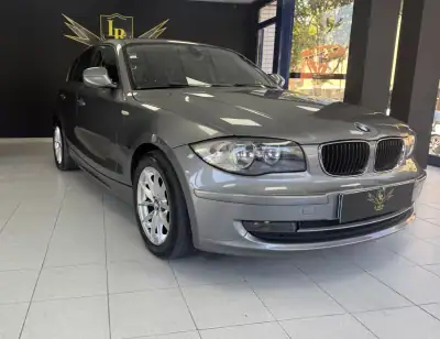 BMW 118 2010 - 9500 EUR, 241971 km - AUTO.MOTO.pt - 241971km - foto 6 de 28