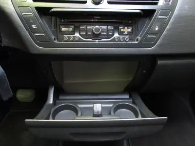 Citroën C4 Grand Picasso 2010 - 3490 EUR, 330000 km - AUTO.MOTO.pt - 330000km - foto 34 de 40