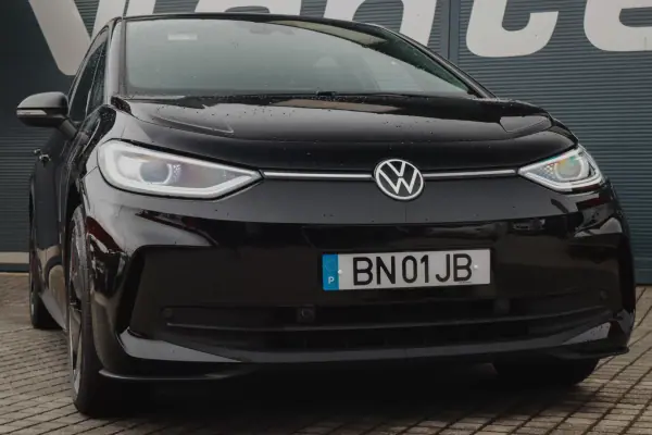 Volkswagen ID.3 2024 - 29500 EUR, 33820 km - AUTO.MOTO.pt - 33820km - foto 12 de 30