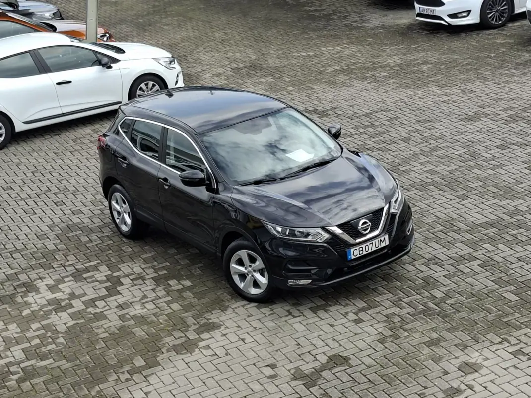 Nissan Qashqai 2018 - 15500 EUR, 57950 km - AUTO.MOTO.pt - 57950km - foto 24 de 25