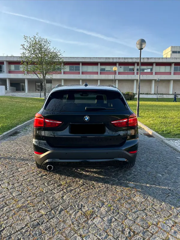 BMW X1 2019 - 19500 EUR, 170000 km - AUTO.MOTO.pt - 170000km - foto 6 de 10