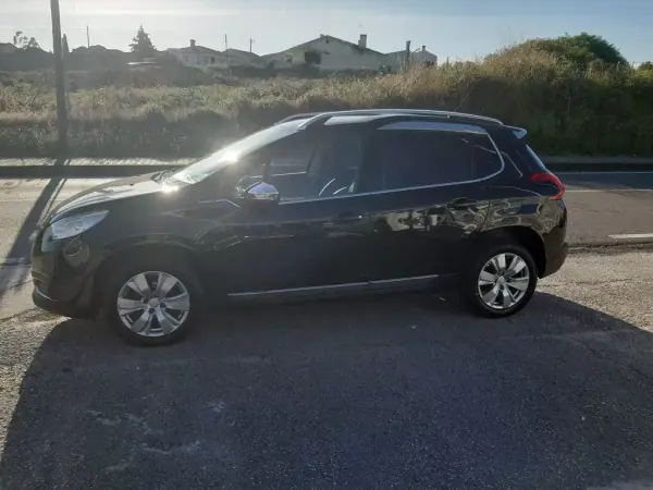 Peugeot 2008 2014 - 9500 EUR, 248900 km - AUTO.MOTO.pt - 248900km - foto 7 de 39