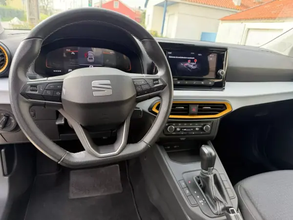 SEAT Ibiza 2024 - 17250 EUR, 16000 km - AUTO.MOTO.pt - 16000km - foto 9 de 15