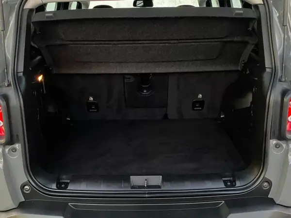 Jeep Renegade 2023 - 18900 EUR, 68317 km - AUTO.MOTO.pt - 68317km - foto 22 de 22