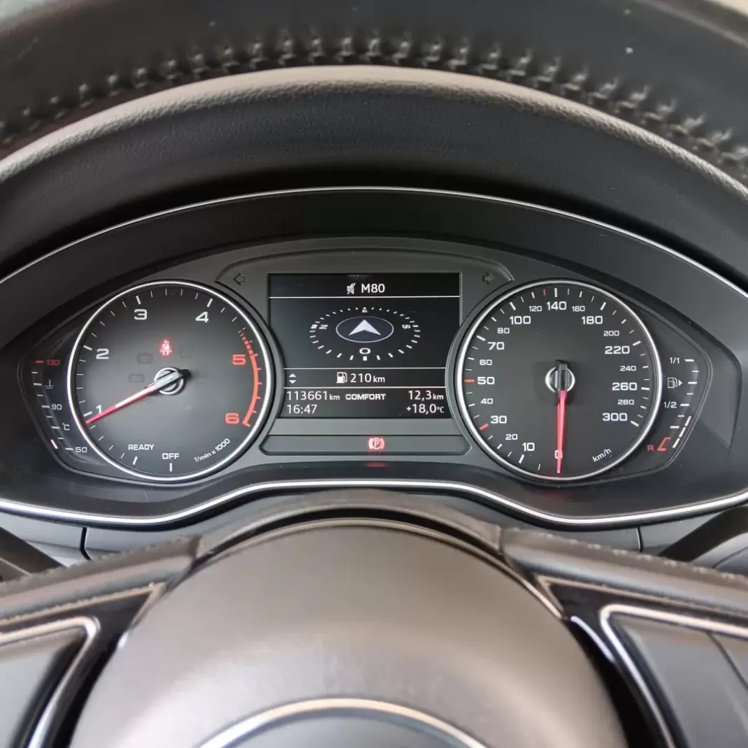 Audi A5 Sportback 2018 - 25900 EUR, 113660 km - AUTO.MOTO.pt - 113660km - foto 6 de 41