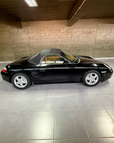 Porsche Boxster 2002 - 29000 EUR, 110000 km - AUTO.MOTO.pt - 110000km - foto 8 de 13