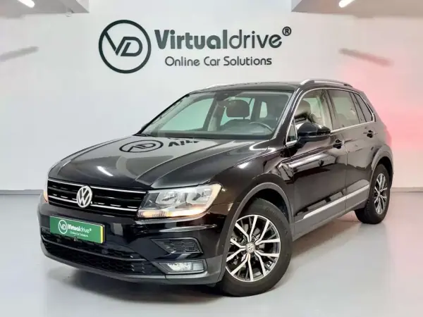 Volkswagen Tiguan 2017 - 17750 EUR, 120000 km - AUTO.MOTO.pt - 120000km - foto 12 de 50