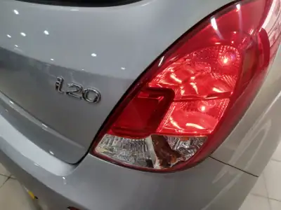 Hyundai i20 2014 - 9890 EUR, 101619 km - AUTO.MOTO.pt - 101619km - foto 33 de 41