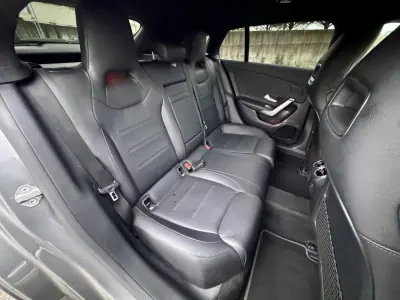 Mercedes-Benz CLA 180 2019 - 26500 EUR, 80000 km - AUTO.MOTO.pt - 80000km - foto 27 de 29