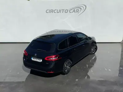 Peugeot 308 SW 2016 - 8450 EUR, 226460 km - 226460km - foto 11 de 29
