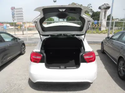 Mercedes-Benz A 180 2014 - 16900 EUR, 118688 km - AUTO.MOTO.pt - 118688km - foto 7 de 14