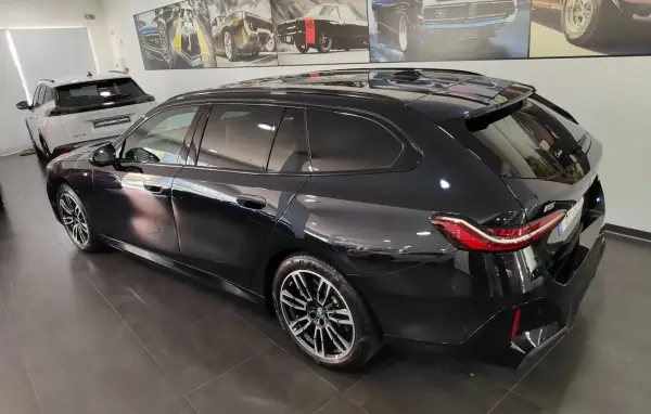 BMW i5 2024 - 53990 EUR, 29000 km - AUTO.MOTO.pt - 29000km - foto 13 de 58