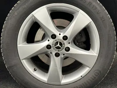 Mercedes-Benz V 250 2021 - 44999 EUR, 230022 km - AUTO.MOTO.pt - 230022km - foto 39 de 46