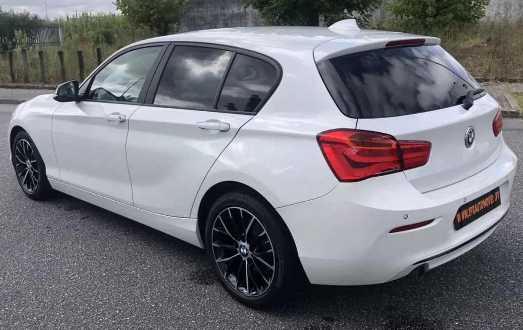 BMW 116 2018 - 16990 EUR, 136000 km - AUTO.MOTO.pt - 136000km - foto 6 de 19