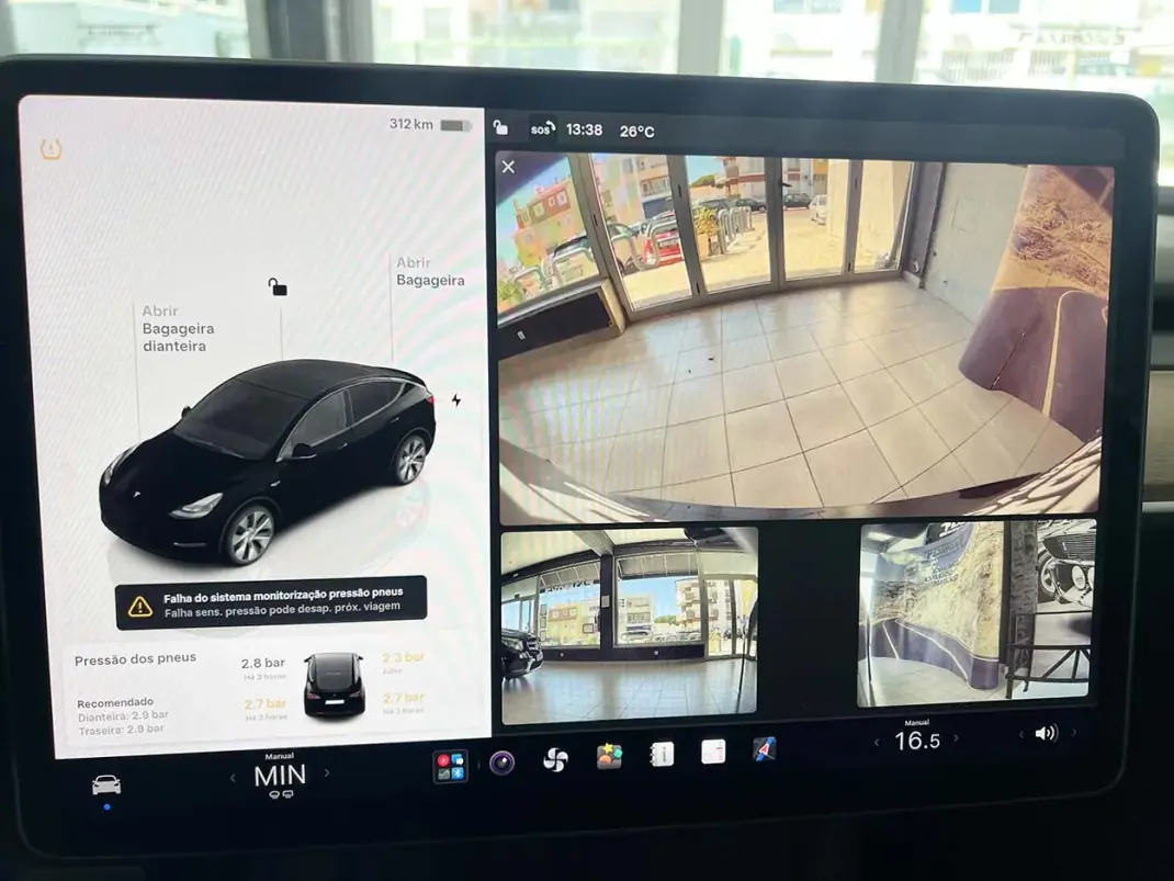 Tesla Model Y 2023 - 34600 EUR, 64322 km - 64322km - foto 12 de 26