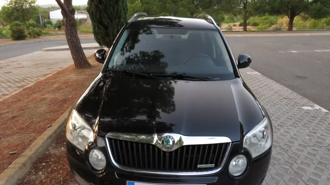Skoda Yeti 2011 - 11400 EUR, 127000 km - 127000km - foto 6 de 15