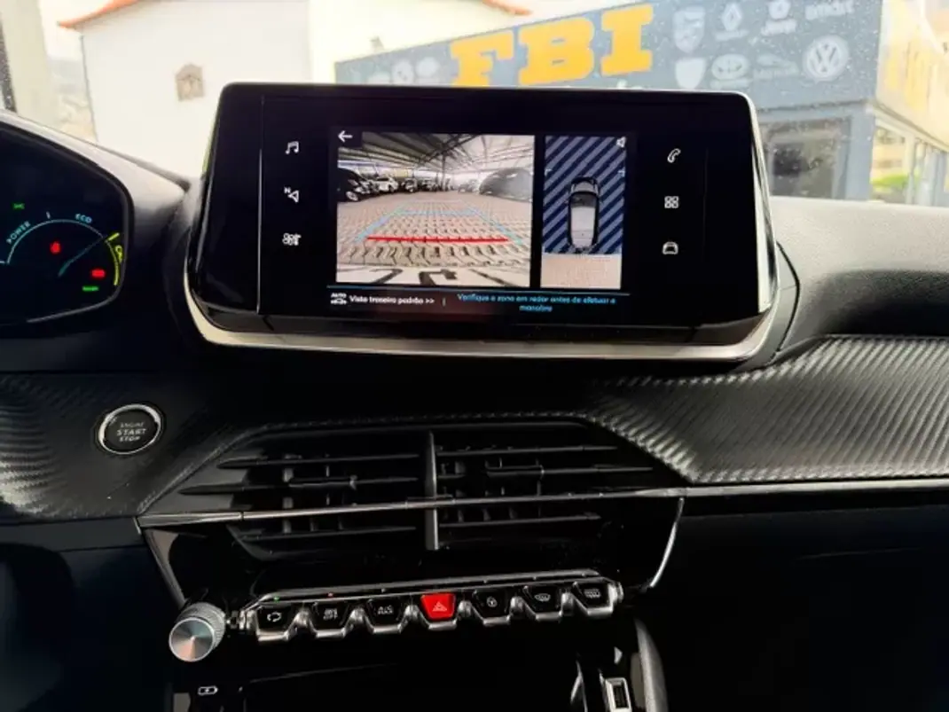 Peugeot e-208 2021 - 16900 EUR, 37800 km - AUTO.MOTO.pt - 37800km - foto 4 de 12