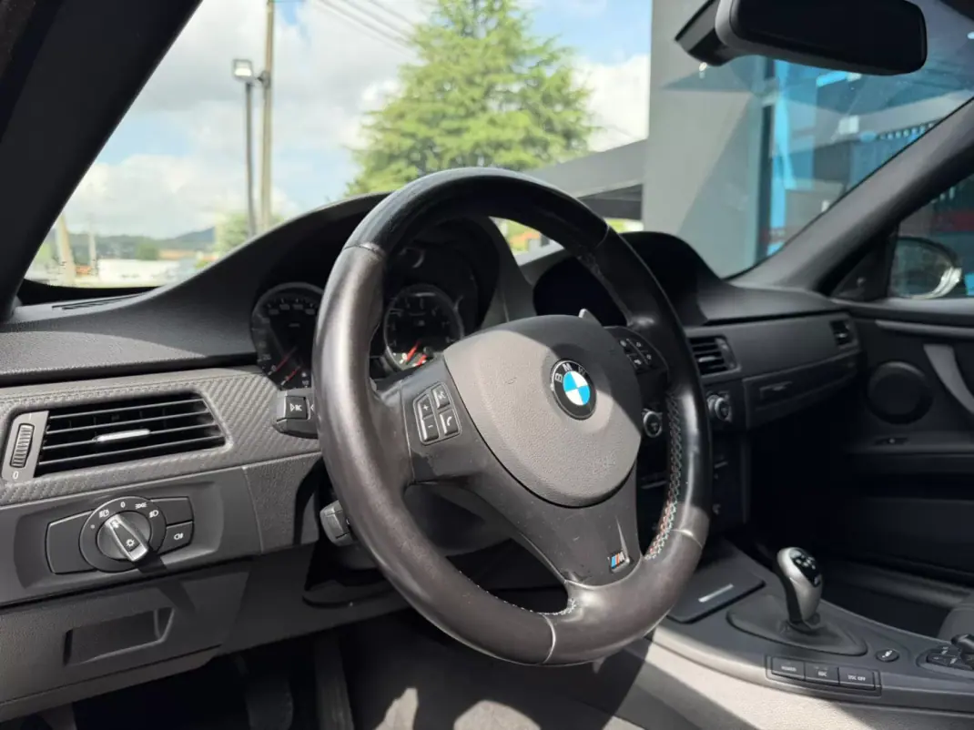 BMW M3 2008 - 55000 EUR, 152000 km - AUTO.MOTO.pt - 152000km - foto 11 de 16