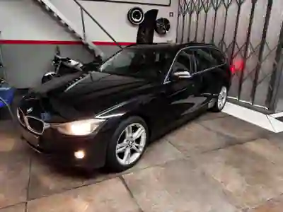 BMW 318 2013 - 15750 EUR, 214000 km - 214000km - foto 14 de 15