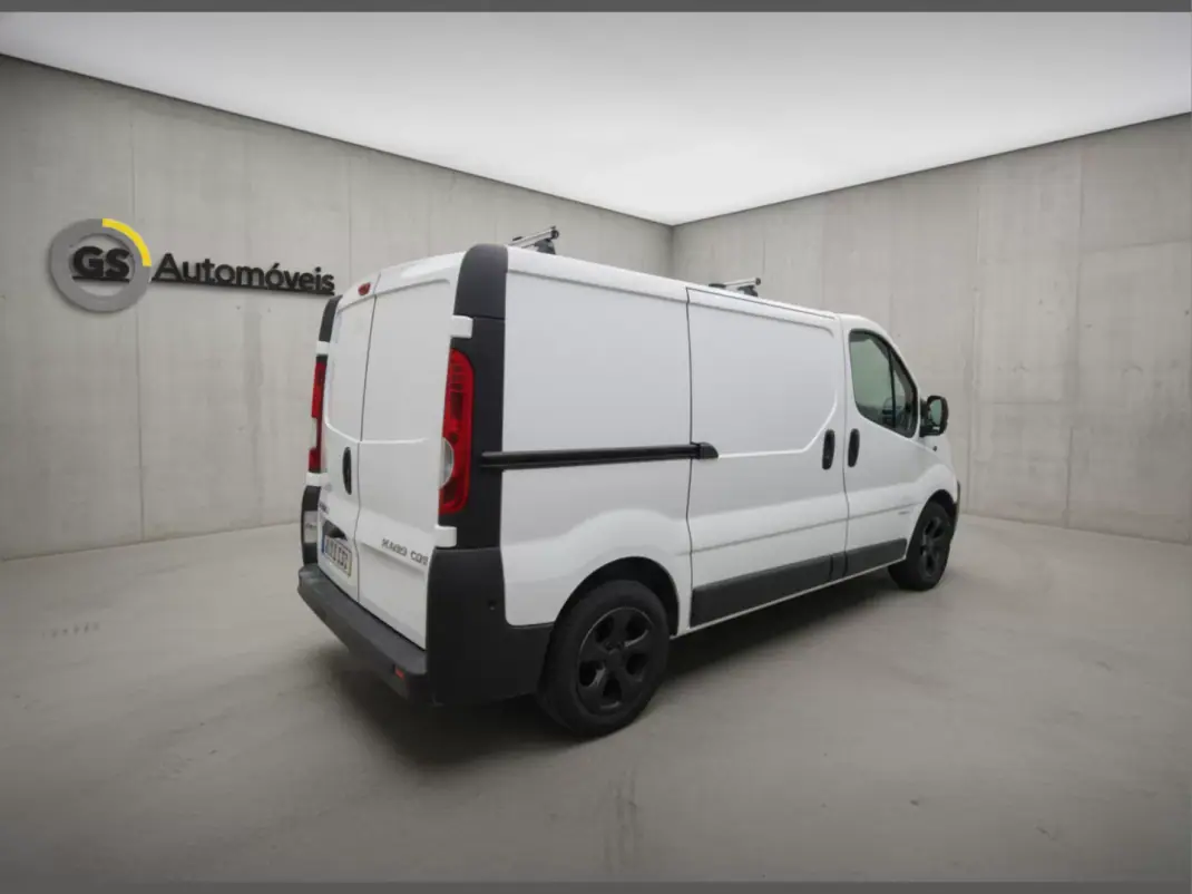 Opel 2007 - 6750 EUR, 290000 km - AUTO.MOTO.pt - 290000km - foto 3 de 4