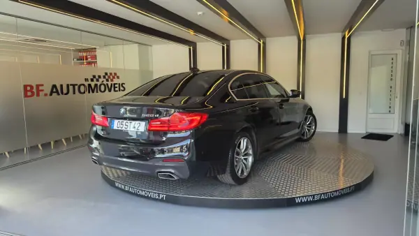 BMW 520 2017 - 19900 EUR, 313208 km - AUTO.MOTO.pt - 313208km - foto 4 de 51
