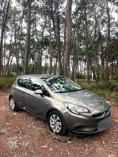 Opel Corsa 2015 — foto 4 de 8