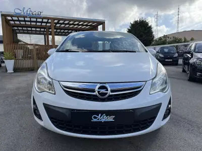 Opel Corsa 2011 - 6450 EUR, 117000 km - AUTO.MOTO.pt - 117000km - foto 2 de 50