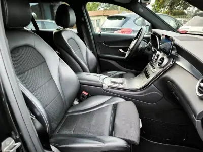 Mercedes-Benz GLC 200 2020 - 37950 EUR, 150427 km - AUTO.MOTO.pt - 150427km - foto 10 de 17