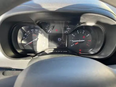 Toyota 2021 - 13950 EUR, 115000 km - AUTO.MOTO.pt - 115000km - foto 12 de 30