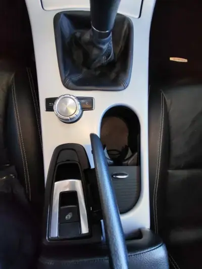 Mercedes-Benz SLK 250 2012 - 23500 EUR, 162600 km - AUTO.MOTO.pt - 162600km - foto 31 de 37
