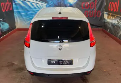 Renault Grand Scénic 2012 - 8899 EUR, 230000 km - AUTO.MOTO.pt - 230000km - foto 12 de 41