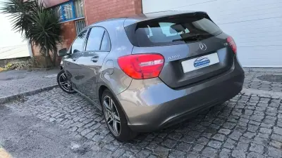 Mercedes-Benz A 180 2013 - 12500 EUR, 180000 km - AUTO.MOTO.pt - 180000km - foto 2 de 15