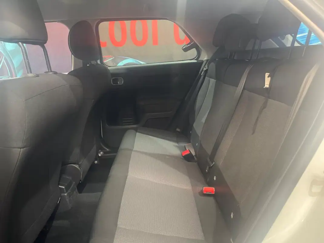 Citroën C4 Cactus 2017 - 10750 EUR, 58000 km - AUTO.MOTO.pt - 58000km - foto 26 de 37