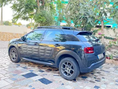 Citroën C4 Cactus 2016 - 14990 EUR, 136083 km - 136083km - foto 3 de 10