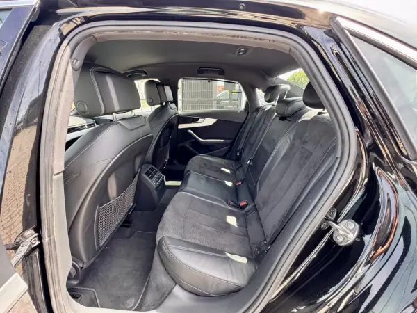 Audi A4 2015 - 24990 EUR, 92000 km - AUTO.MOTO.pt - 92000km - foto 19 de 20