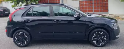 Kia e-Niro 2023 - 27490 EUR, 74100 km - AUTO.MOTO.pt - 74100km - foto 4 de 19