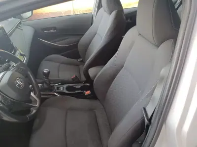 Toyota Corolla 2019 - 18390 EUR, 81211 km - AUTO.MOTO.pt - 81211km - foto 11 de 33