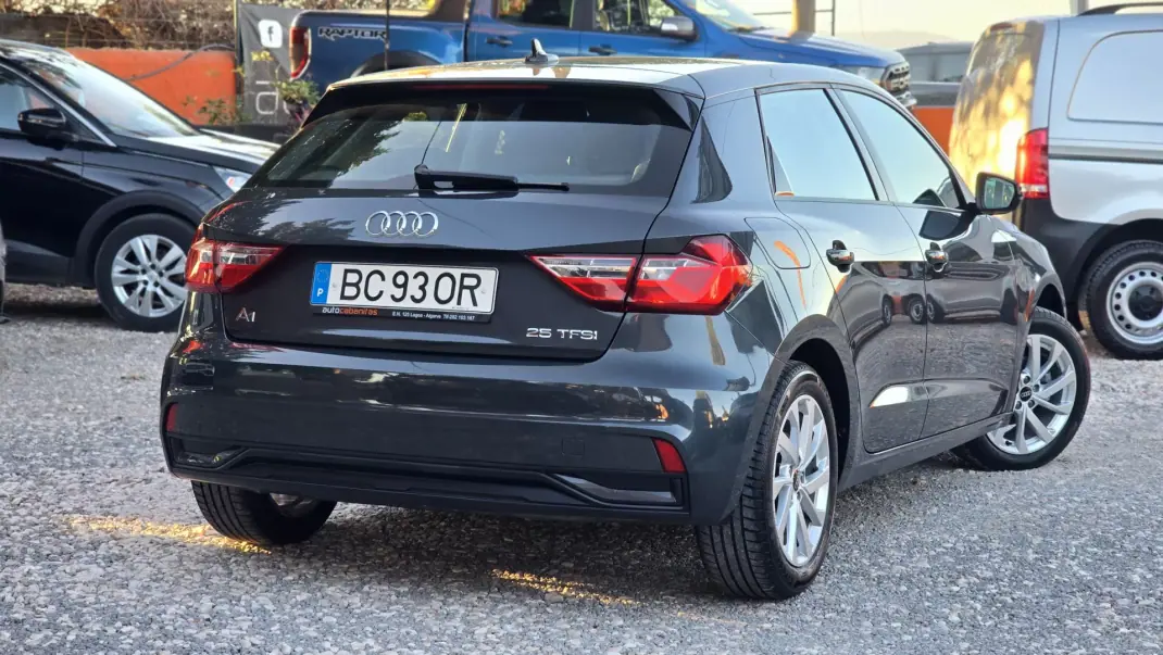 Audi A1 Sportback 2023 - 17750 EUR, 74700 km - 74700km - foto 3 de 22