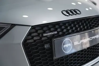 Audi R8 Coupé 2016 - 129950 EUR, 87000 km - AUTO.MOTO.pt - 87000km - foto 4 de 51